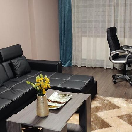 Home Apartament บราชอฟ ภายนอก รูปภาพ