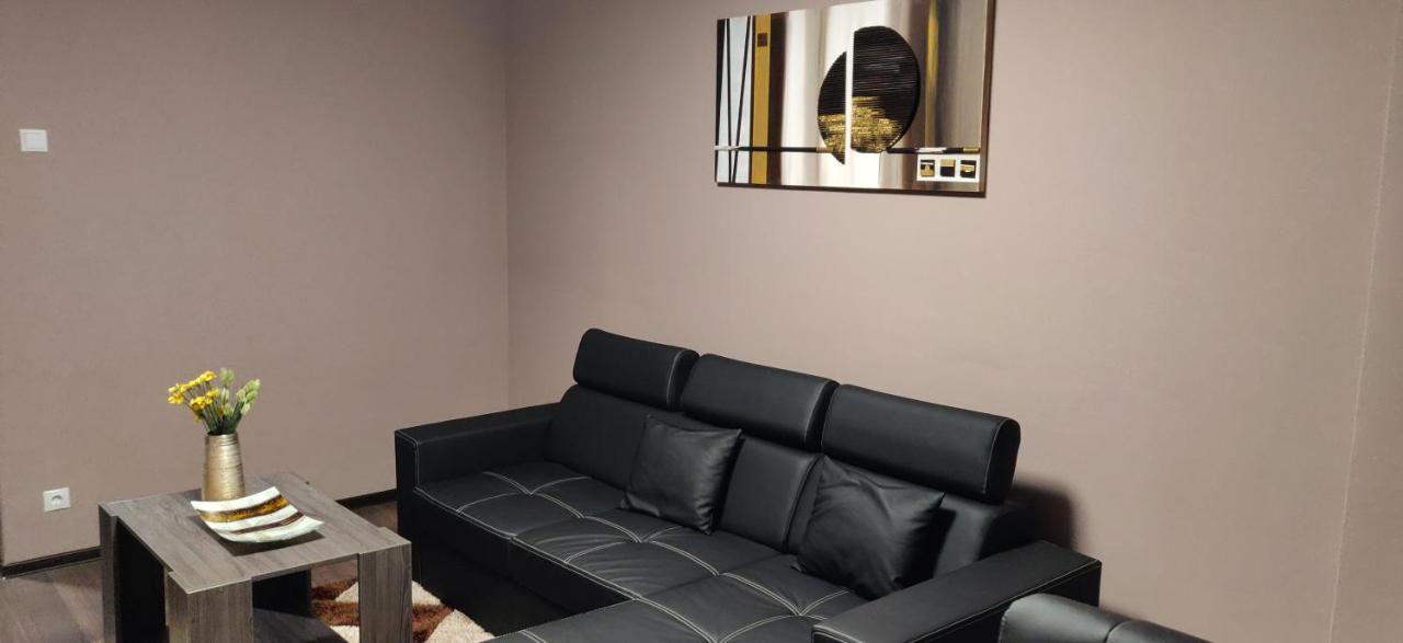 Home Apartament บราชอฟ ภายนอก รูปภาพ