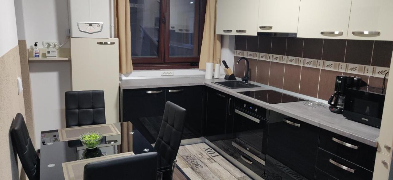 Home Apartament บราชอฟ ภายนอก รูปภาพ